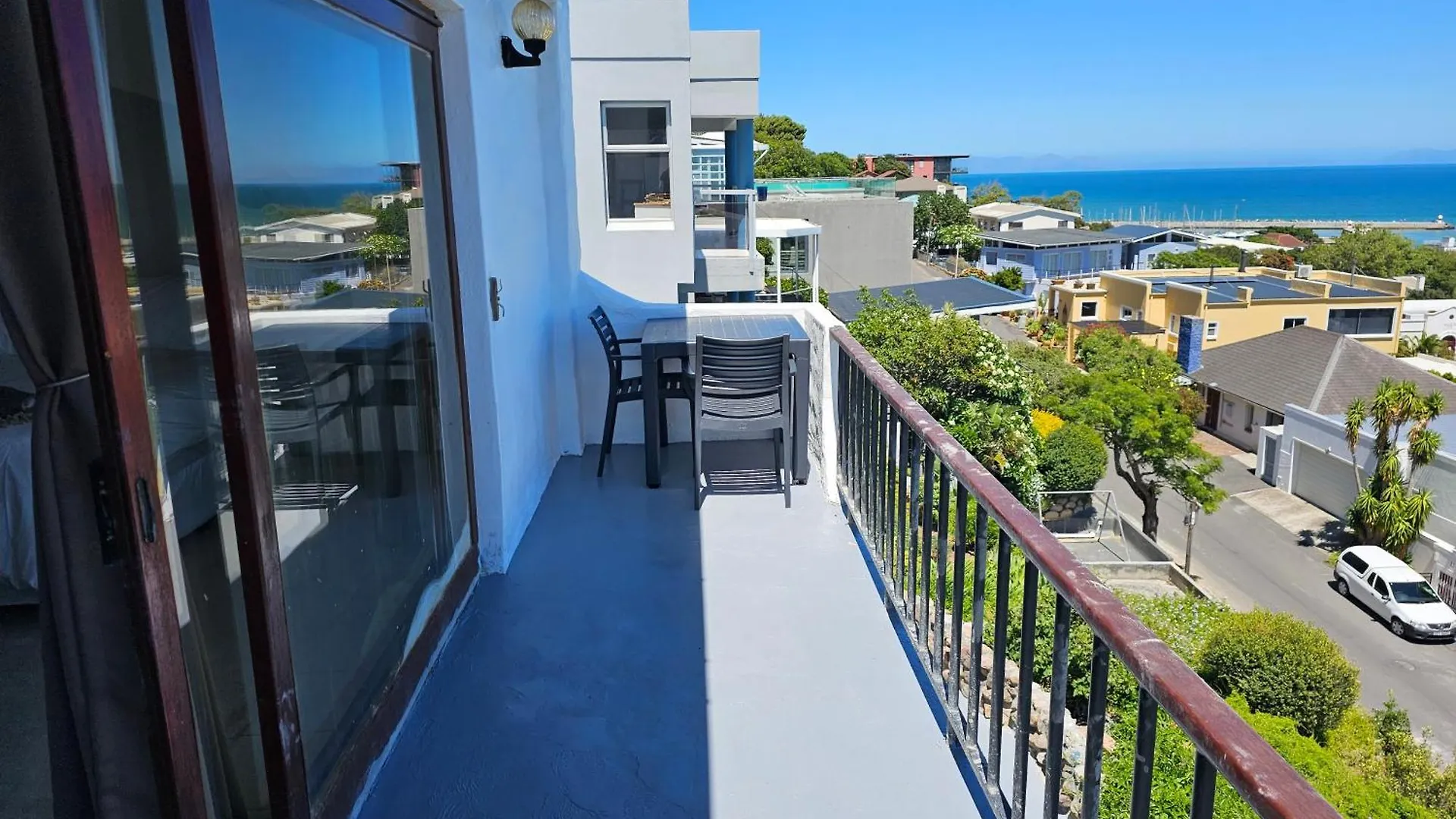 La Isla Bonita Bed and Breakfast Κέιπ Τάουν 0*,