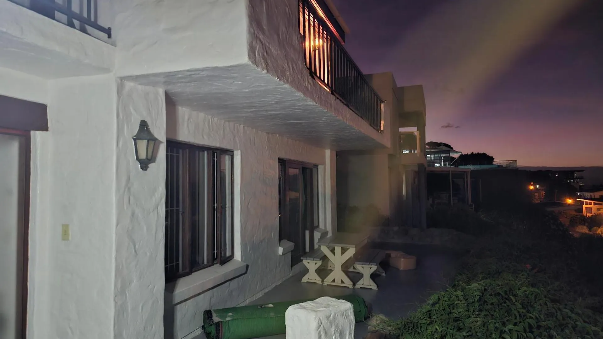 La Isla Bonita Bed and Breakfast Κέιπ Τάουν